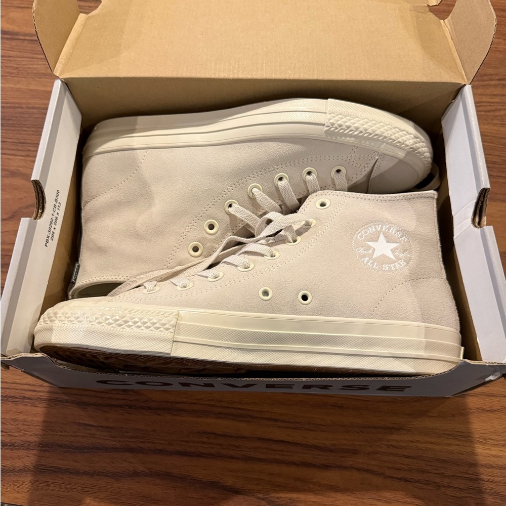 Converse Suede High-Tops